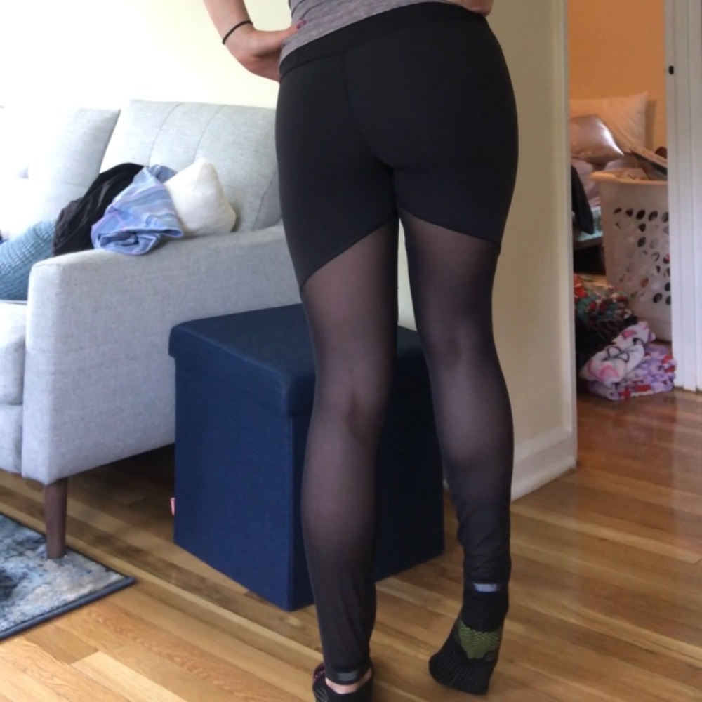 ✨Mesh Black high waist Lululemon leggings ✨